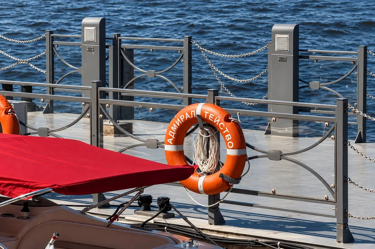 🛥В Петербурге завершается сезон водной навигации