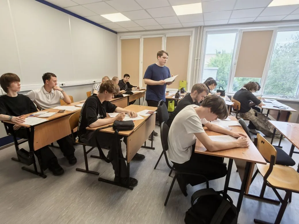 👨‍🎓У наших будущих выпускников есть супер-возможность: сдать вступительные экзамены прямо в родных