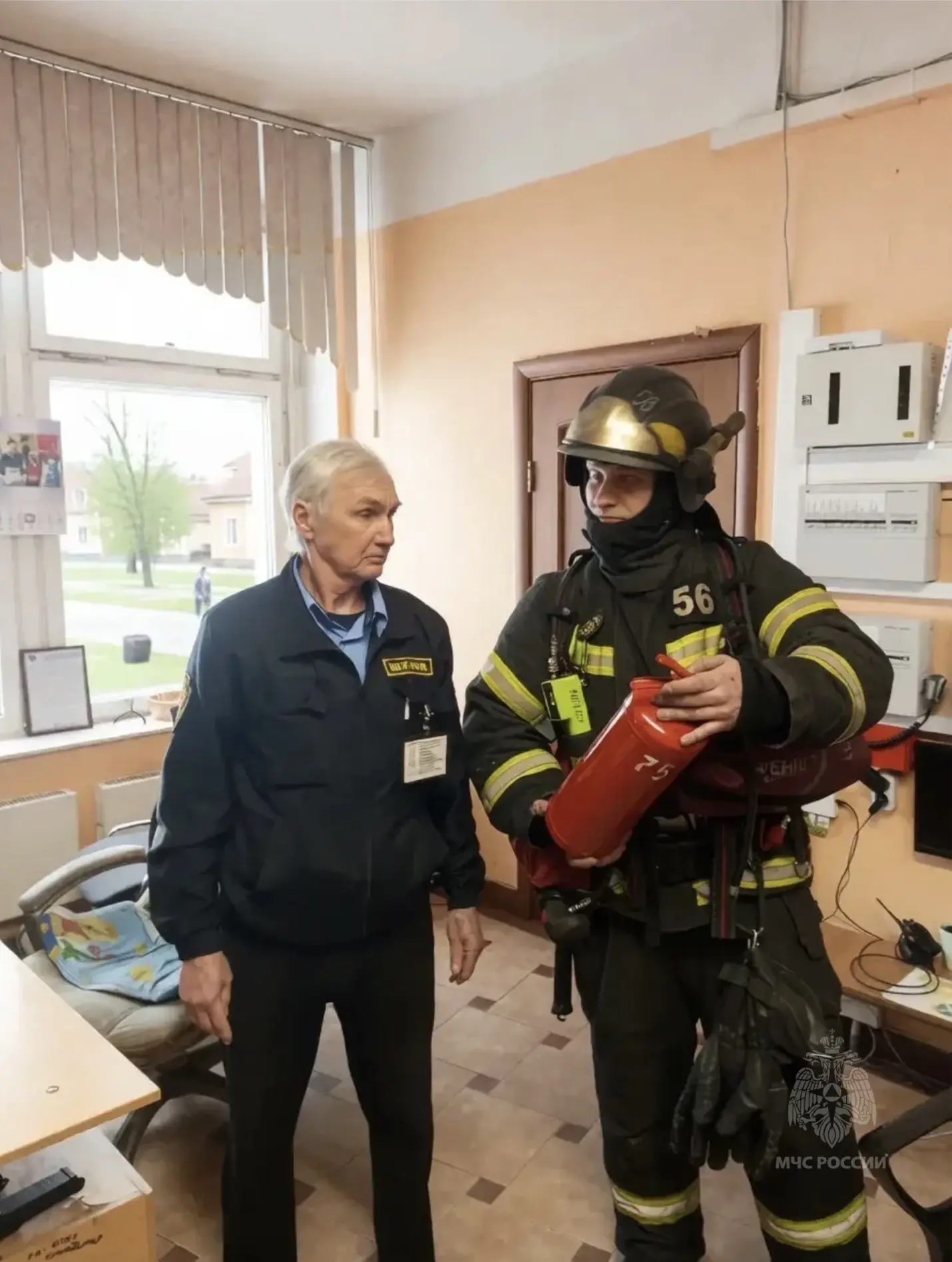 🔘Безопасность в образовательных учреждениях на контроле МЧС России   Дежурный караул 56 ПСЧ Управлен