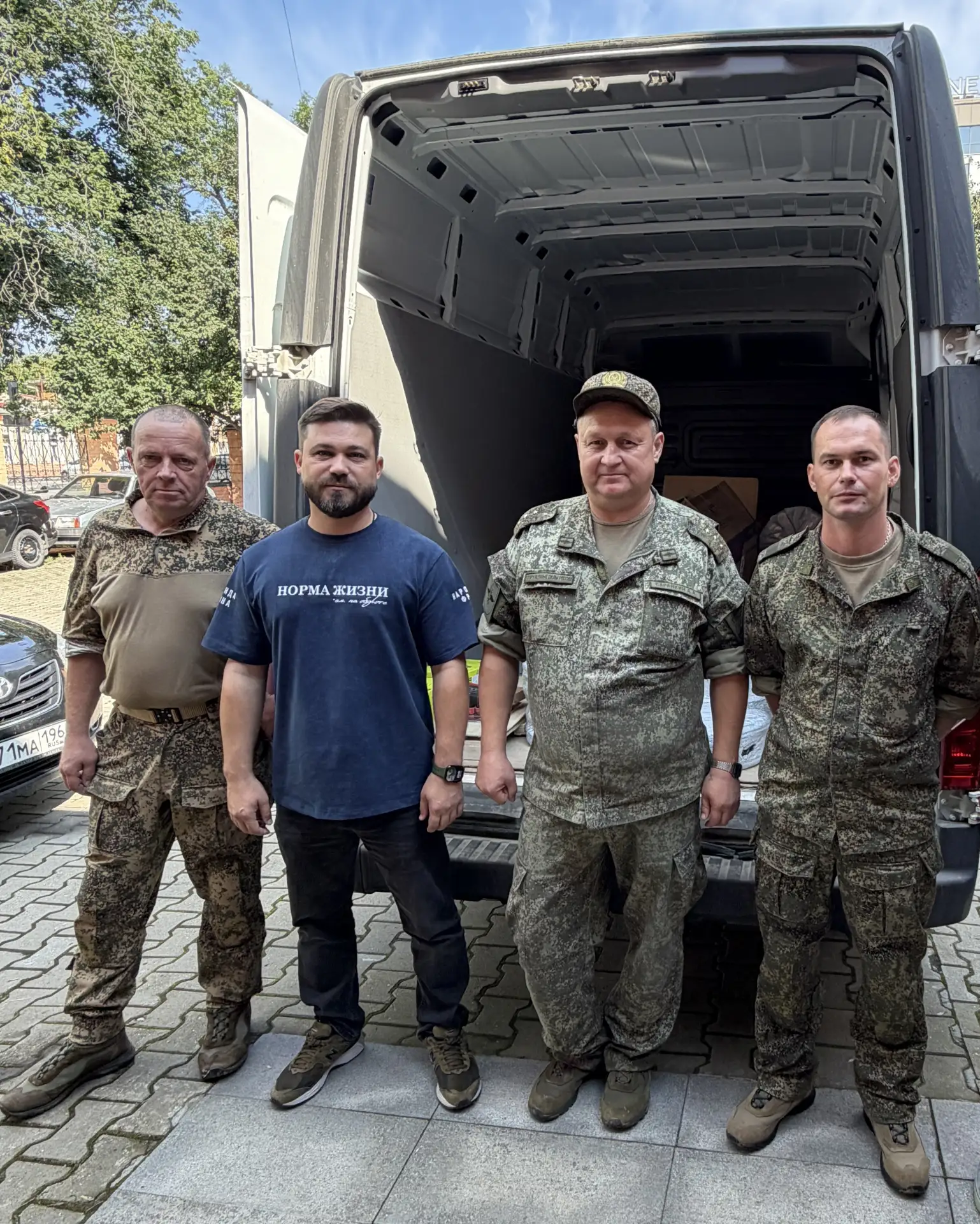 Помогать нашим — это норма жизни!
