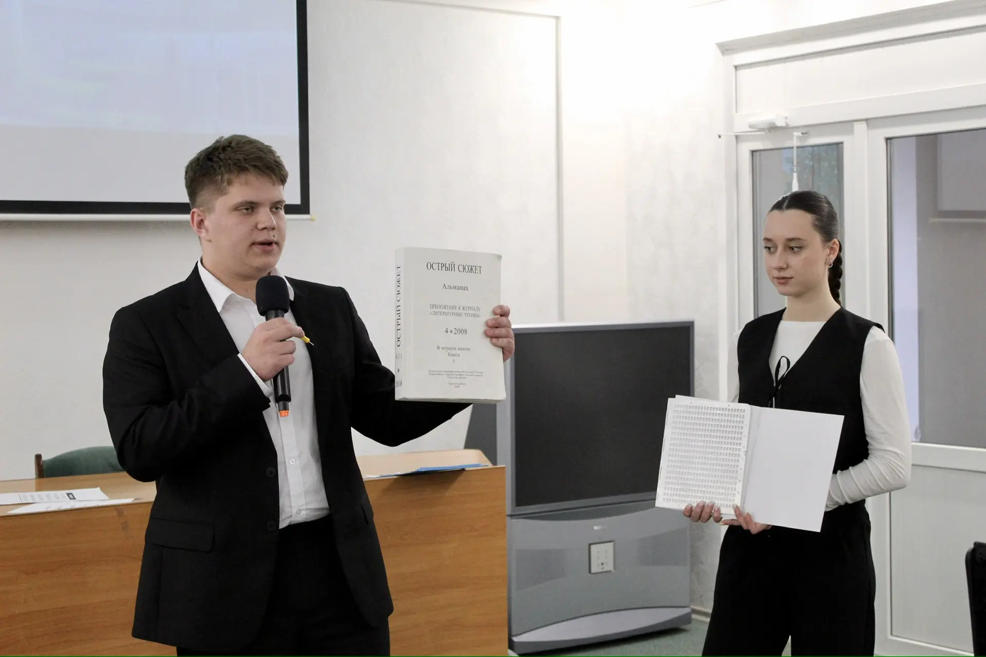 НА ФАКУЛЬТЕТЕ ДЕФЕКТОЛОГИИ И ЕСТЕСТВЕННО-НАУЧНОГО ОБРАЗОВАНИЯ СГПИ ПРОШЕЛ МАСТЕР-КЛАСС «ОСОБОМУ РЕБЕ