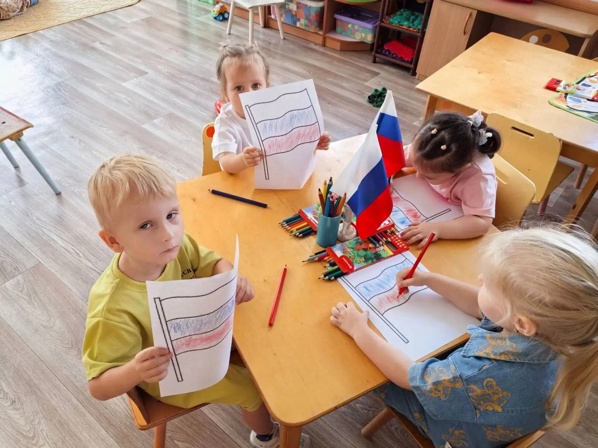 Белый, синий, красный – самый яркий и прекрасный!» 🇷🇺
