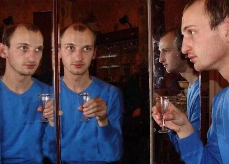 Международный день дружбы отмечается сегодня.

Поздравляй корешей.