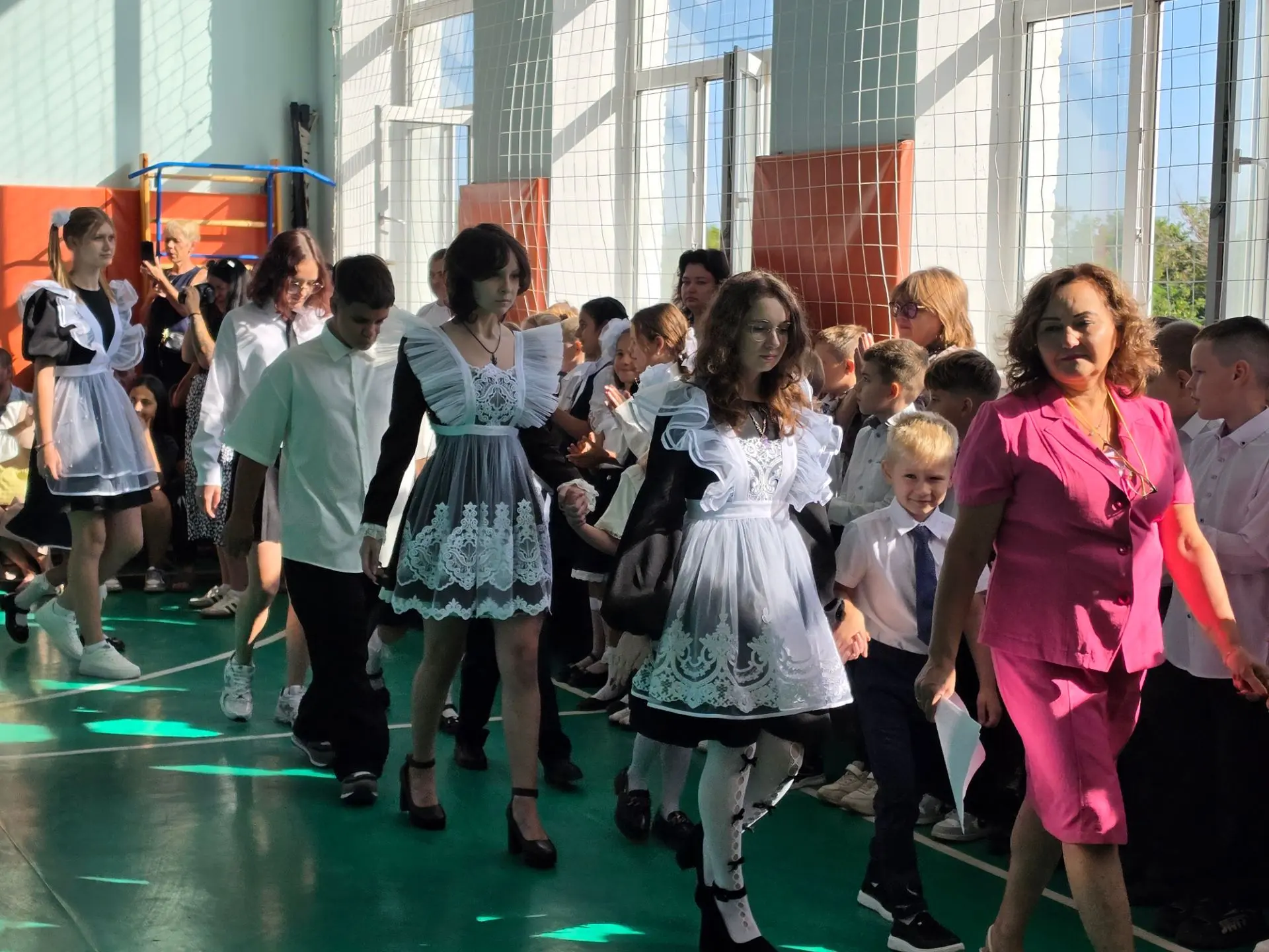 1 сентября Каменно‑Бродская школа вновь распахнула свои двери — и как же радостно было ...