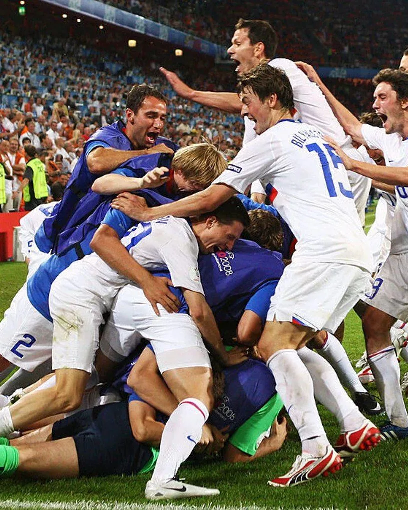 ⚽️ Делимся с вами бесплатными билетами на матч легенд российского футбола