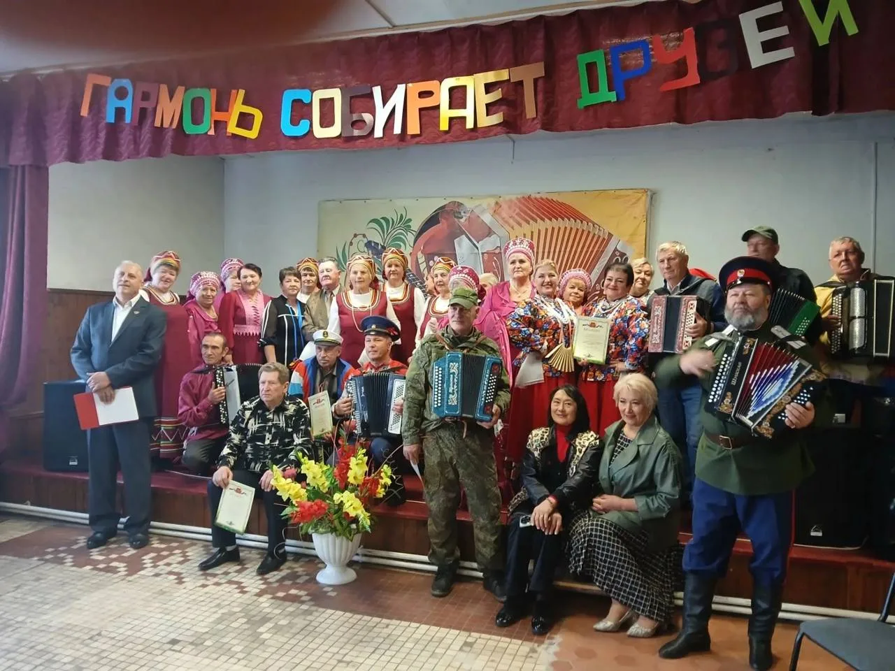 🪗 Фестиваль «Гармонь собирает друзей» прошёл в Семилукском районе.