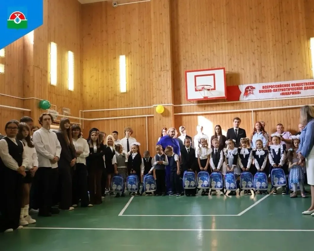 🎉 День знаний в поселке Ягельный! 🎉Сегодня мы отпраздновали начало нового учебного го...