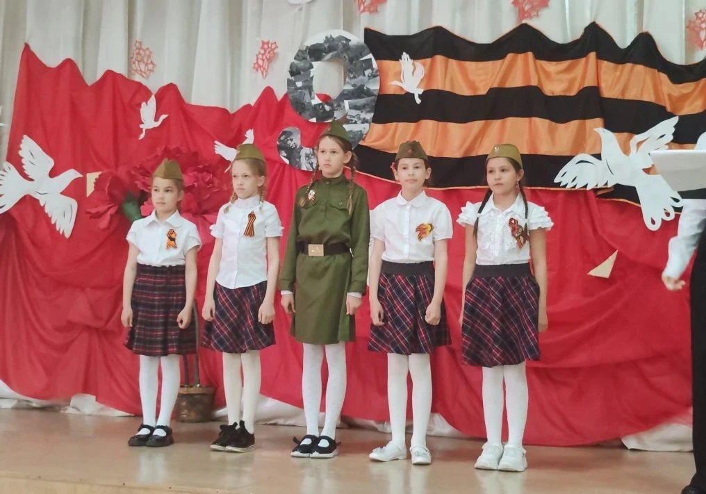 🎶 В нашей школе прошёл концерт, посвящённый 81-й годовщине Великой Победы — он тронул до глубины душ