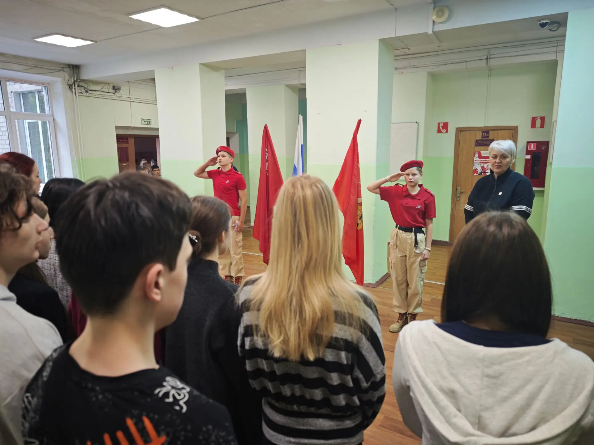 Сегодня, 7 сентября, в МОУ "СОШ №15 с УИОП" г. о. Электросталь состоялся торжественный ...