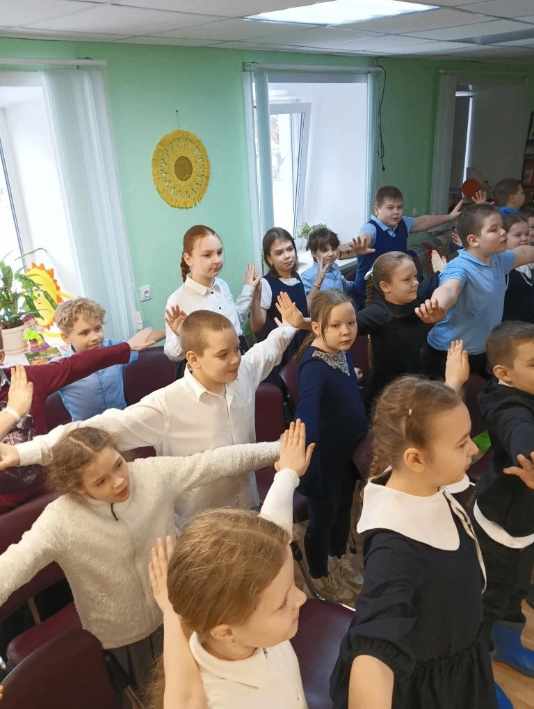 20 марта 3 «з» класс встретился с Михайловой Татьяной Васильевной, актрисой драматического театра им