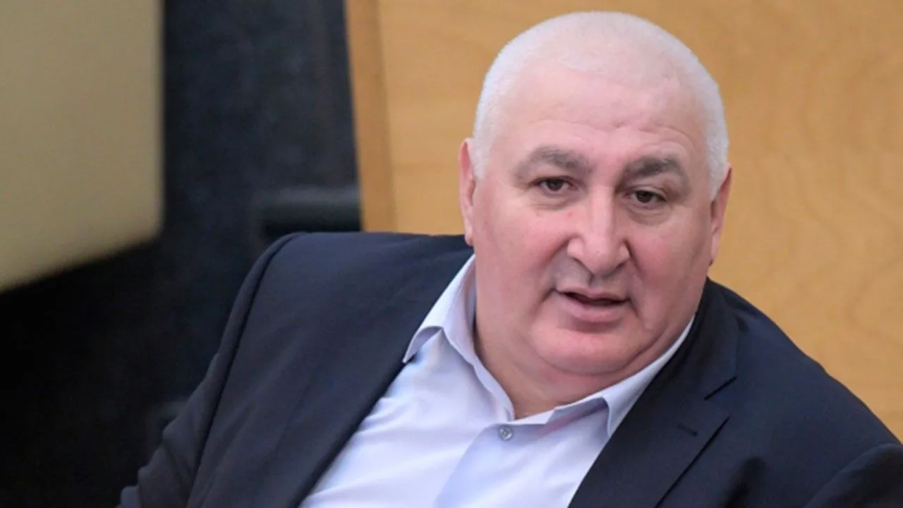 10 декабря отмечает юбилей Мурат Русланович Хасанов!