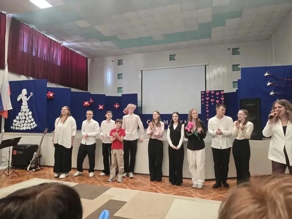 Поздравляем наш прекрасный женский коллектив!  В преддверии международного женского дня прошел празд
