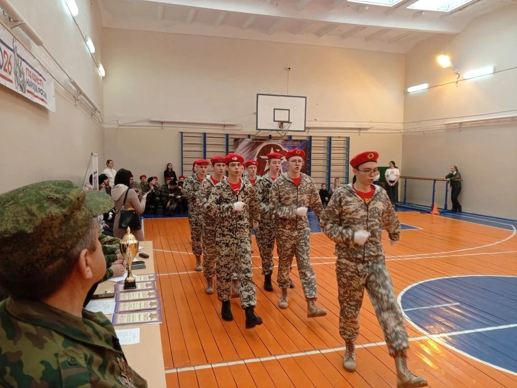 💫В преддверии 🎖"Дня защитника Отечества" на базе МБОУ «Гимназия» г. Моршанска прошел смотр строя и п