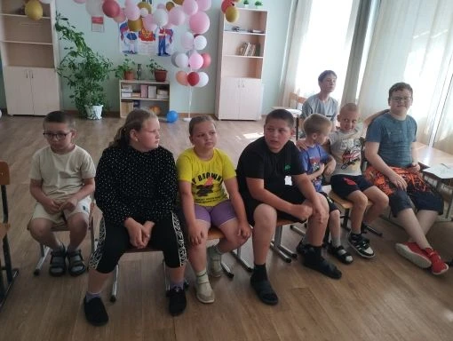 2 смена пришкольного лагеря «Ромашкин день» https://shkolanizhsuetskaya-r22.gosweb.gosuslugi.ru/ofit