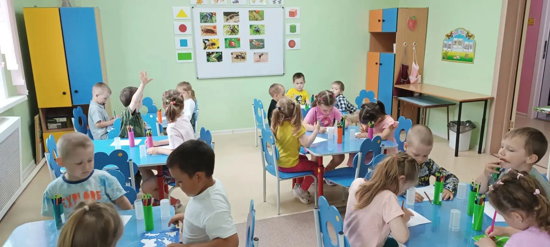 День насекомых
Рисование трафаретами
#непоседы
#ягодки