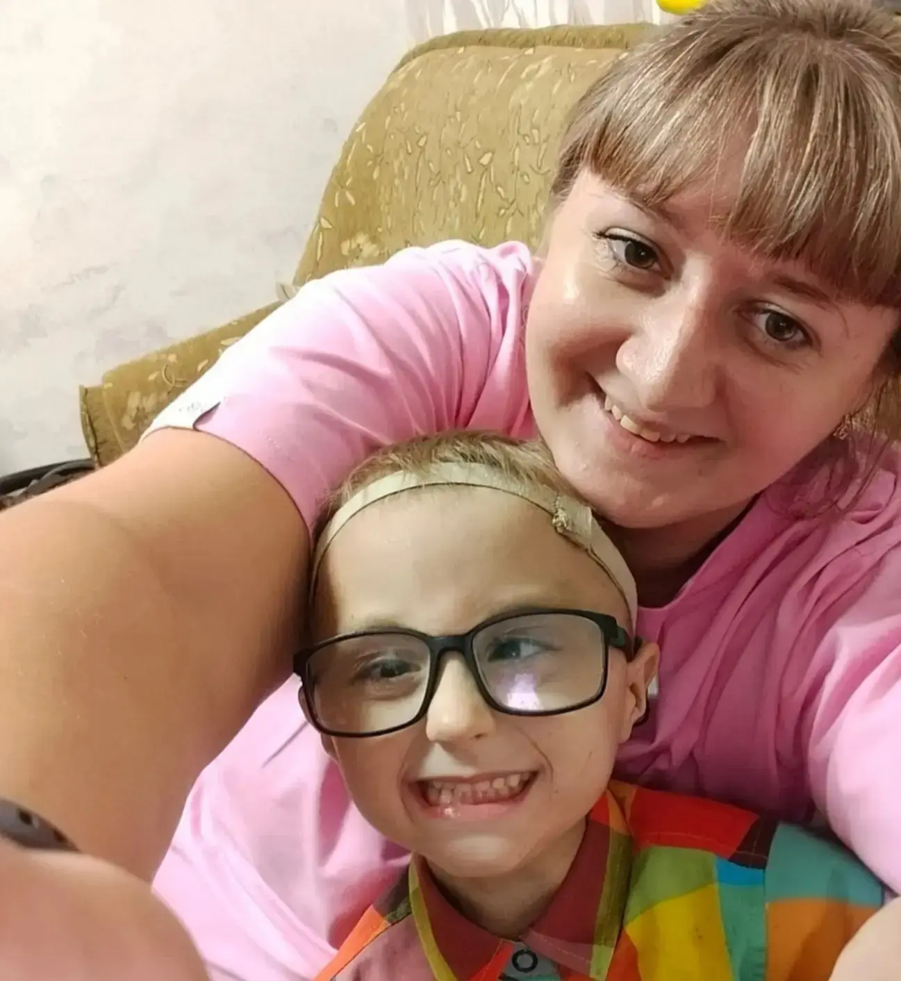 Диме Лазаренко из Каневской нужны деньги на операцию по восстановлению слуха

Малыш родился с врождё