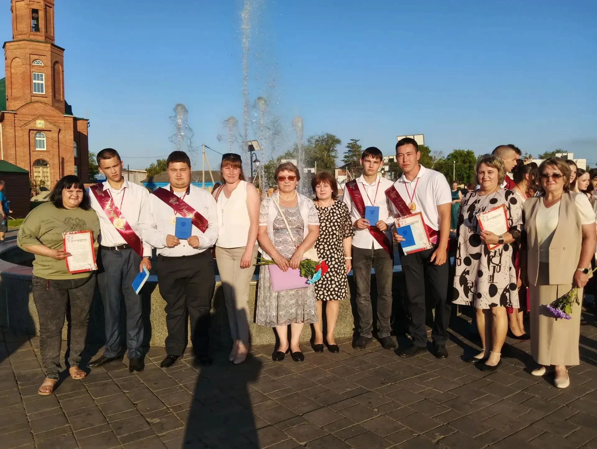🎉 День, который останется в сердце навсегда! 🎉

Сегодня на центральной площади р. п. Горьковский п