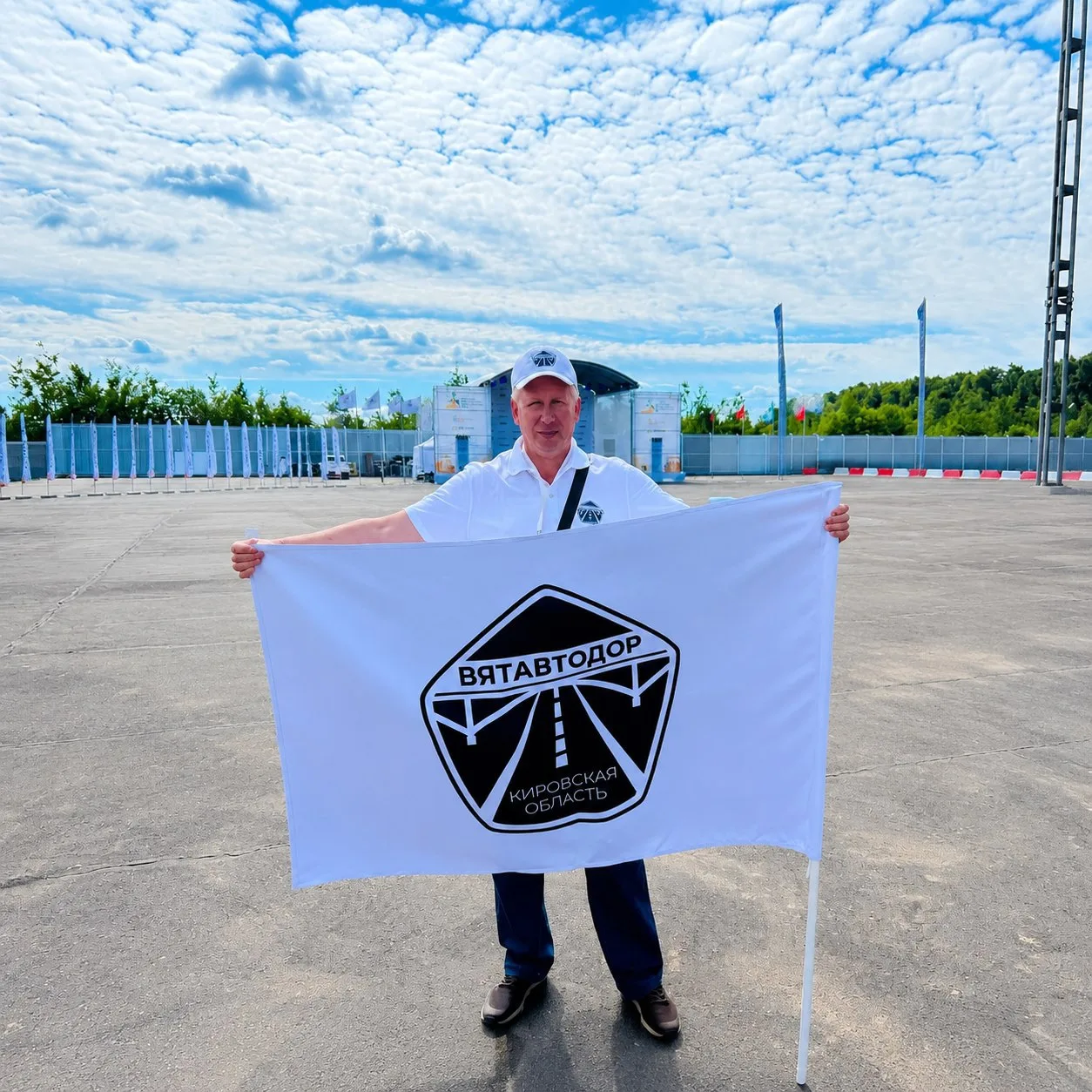 👷🏻‍♂ Продолжаем рубрику #НашиДорожники! Сегодня — о человеке, на чьих плечах держится...