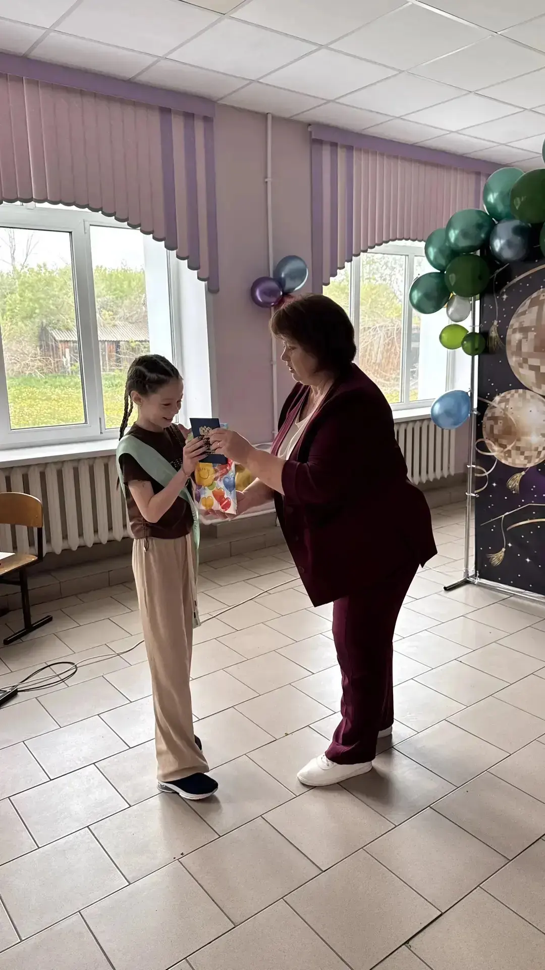 30 мая, в солнечный день, свой прекрасный выпускной праздник отметили наши ученики 4 кл...