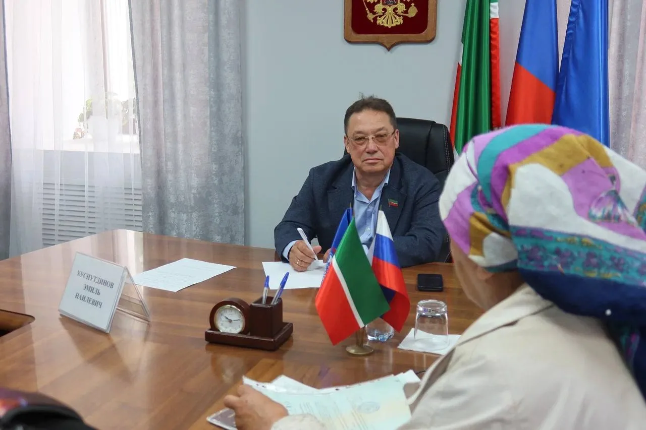 Сегодня провёл приём граждан от партии «Единая Россия».