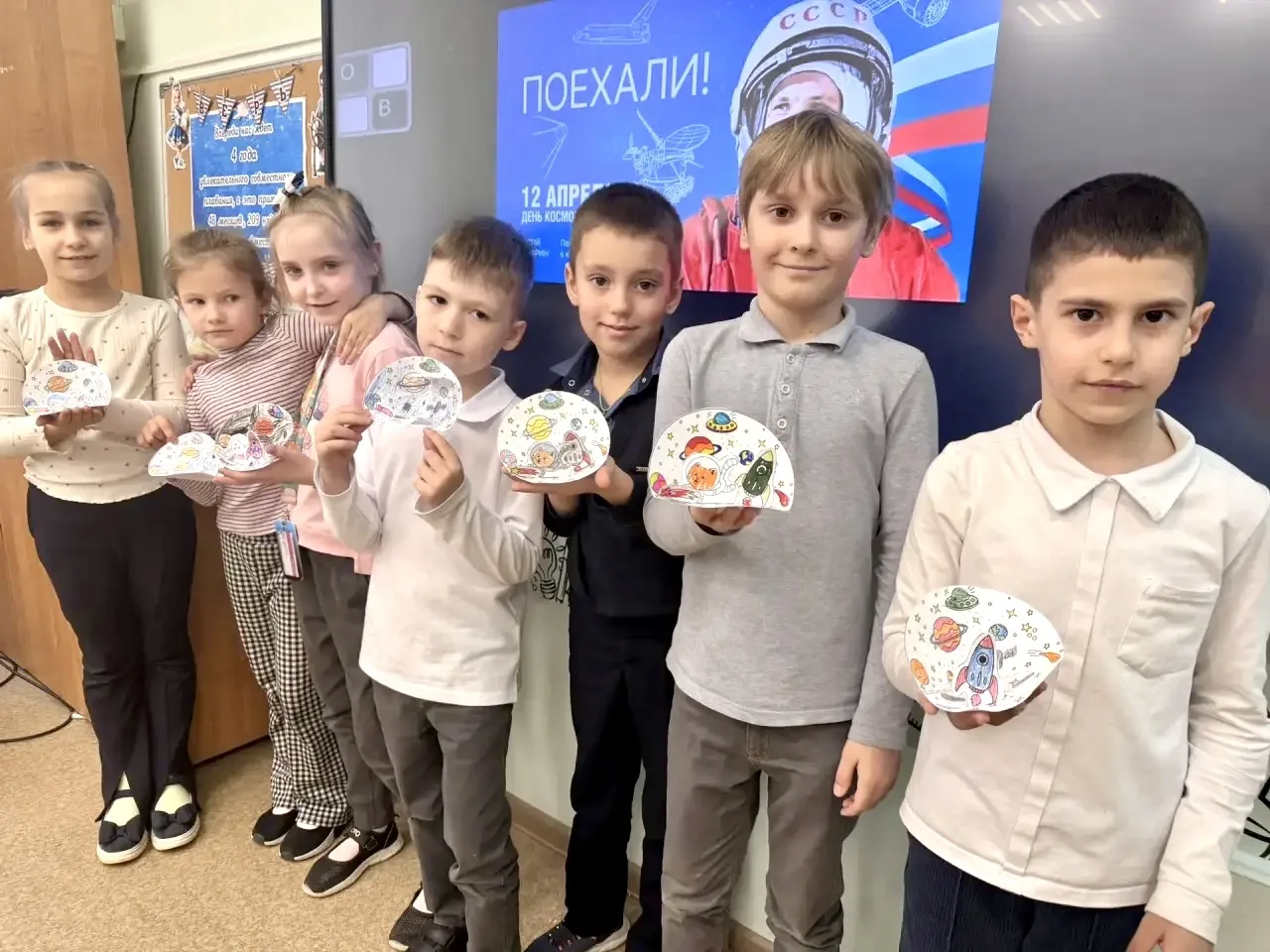 КОСМИЧЕСКИЕ ДНИ 🚀 В начальной «Глории» на #Корнейчука52а и #Корнейчука50а всю неделю ребята открывал