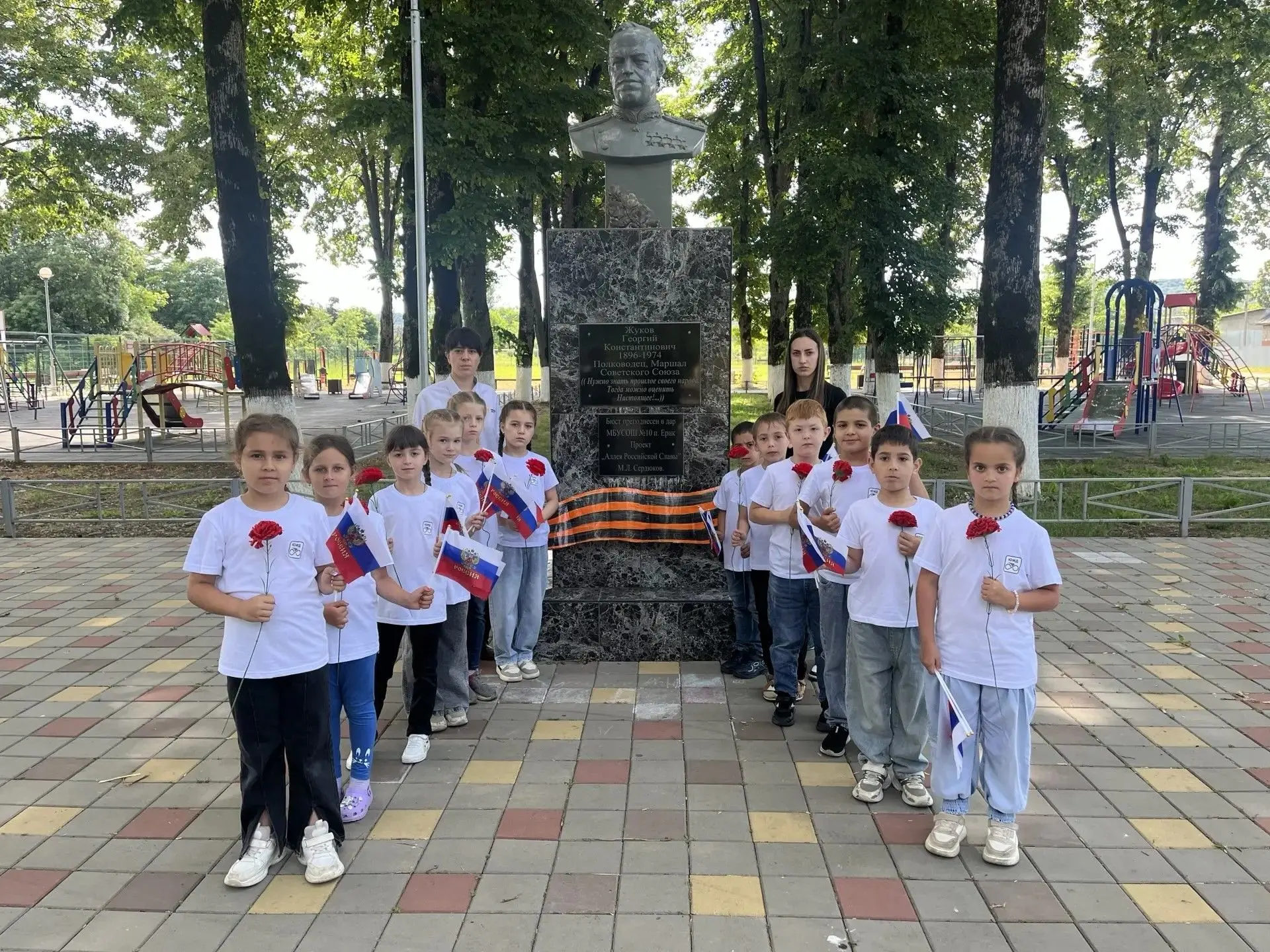 22 июня 
День памяти и скорби.

Одна из самых печальных дат в истории России – День памяти и скорби 