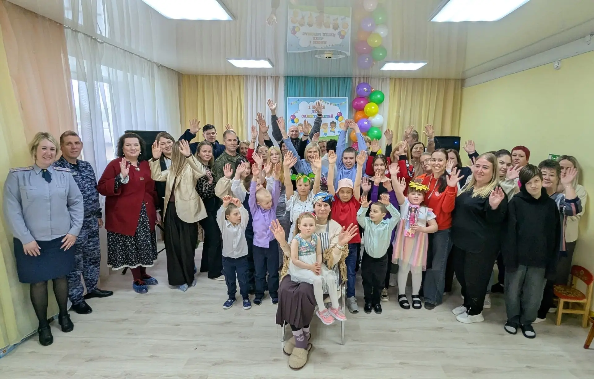 «Этот мир мы дарим детям!»: в Плесецком ЦССУ отметили День защиты детей