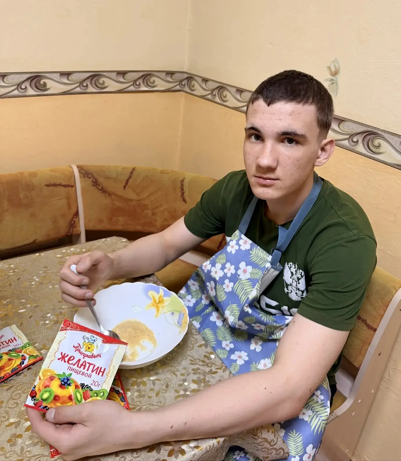 🍧Неделя вкусного желе: как мы освоили приготовление простого десерта с фруктами.