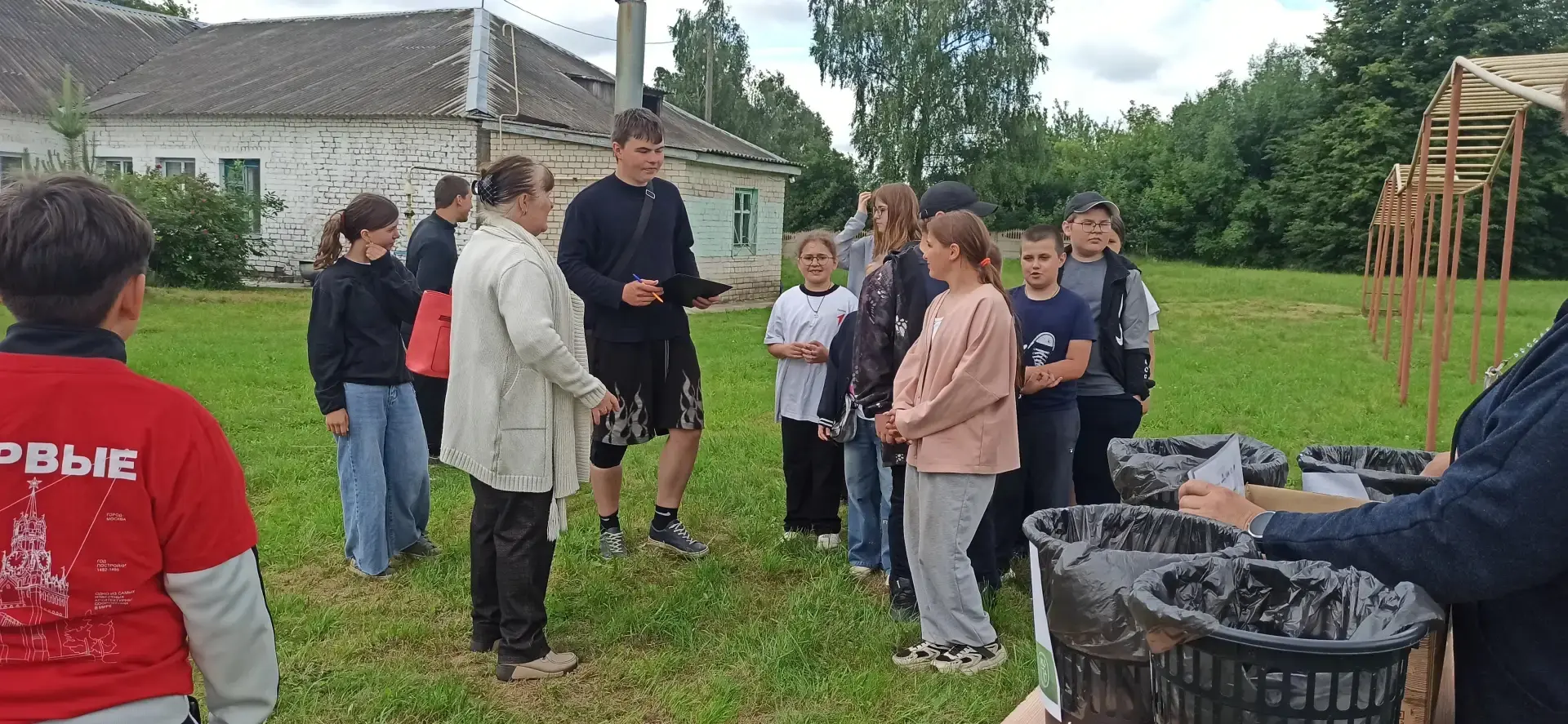 🌄 День Первых.

Утро началось с бодрой зарядки — отличный способ проснуться и настроиться на победу