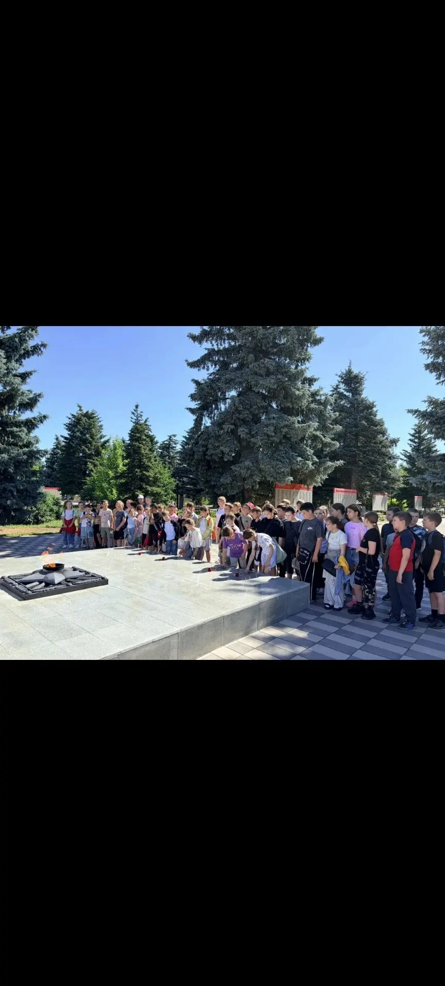 День памяти и скорби — памятная дата в России, которая отмечается ежегодно 22 июня. Она посвящена на