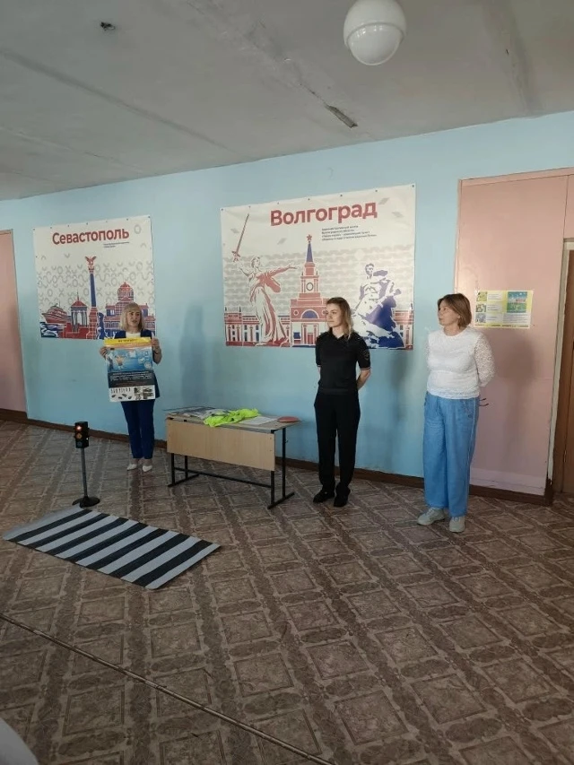 20 мая в нашей школе состоялась встреча учащихся 1-4 классов с уполномоченным по правам ребёнка в Лу