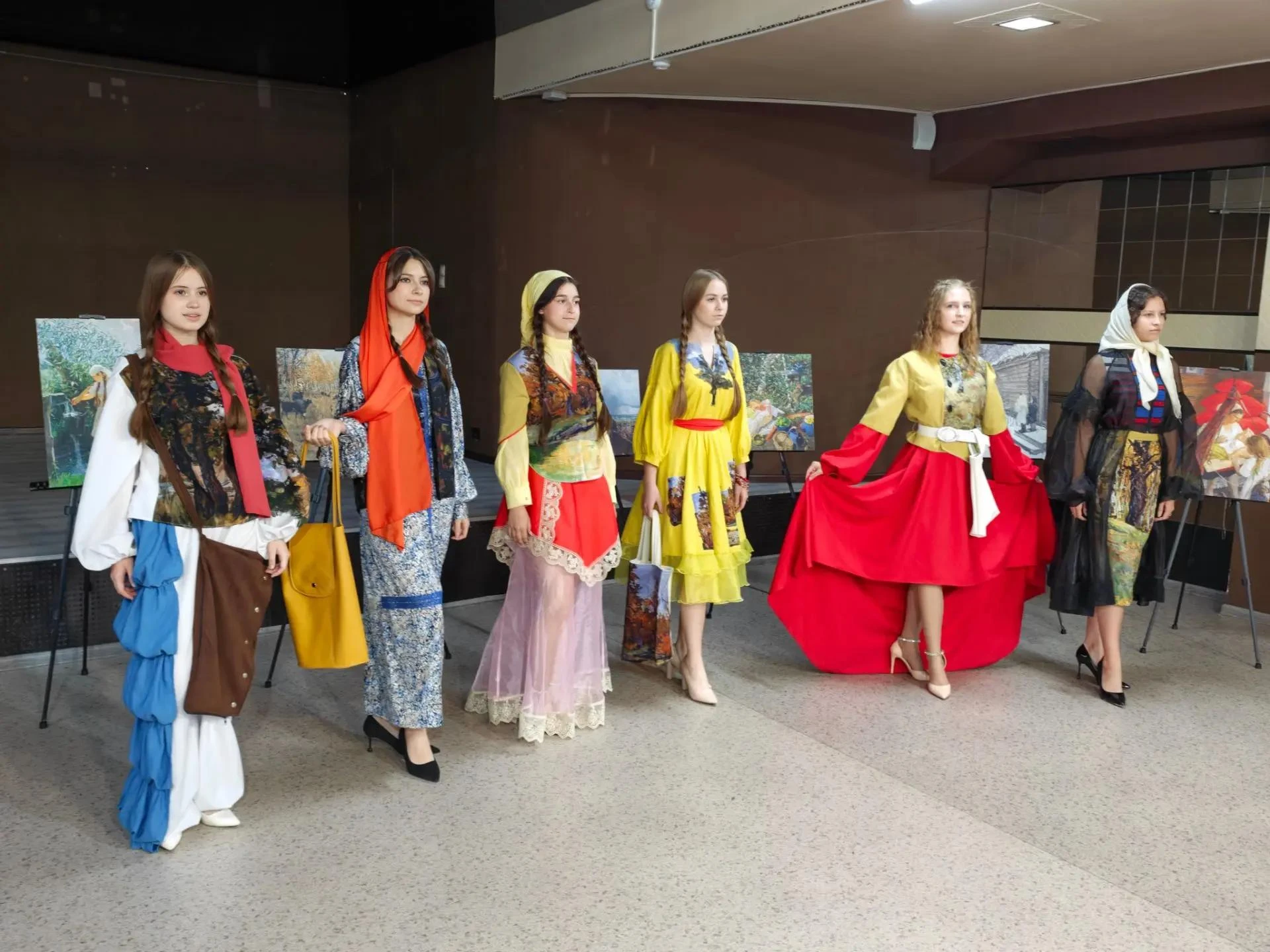 Делимся новыми тёплыми фото проекта «Пластов в моде»