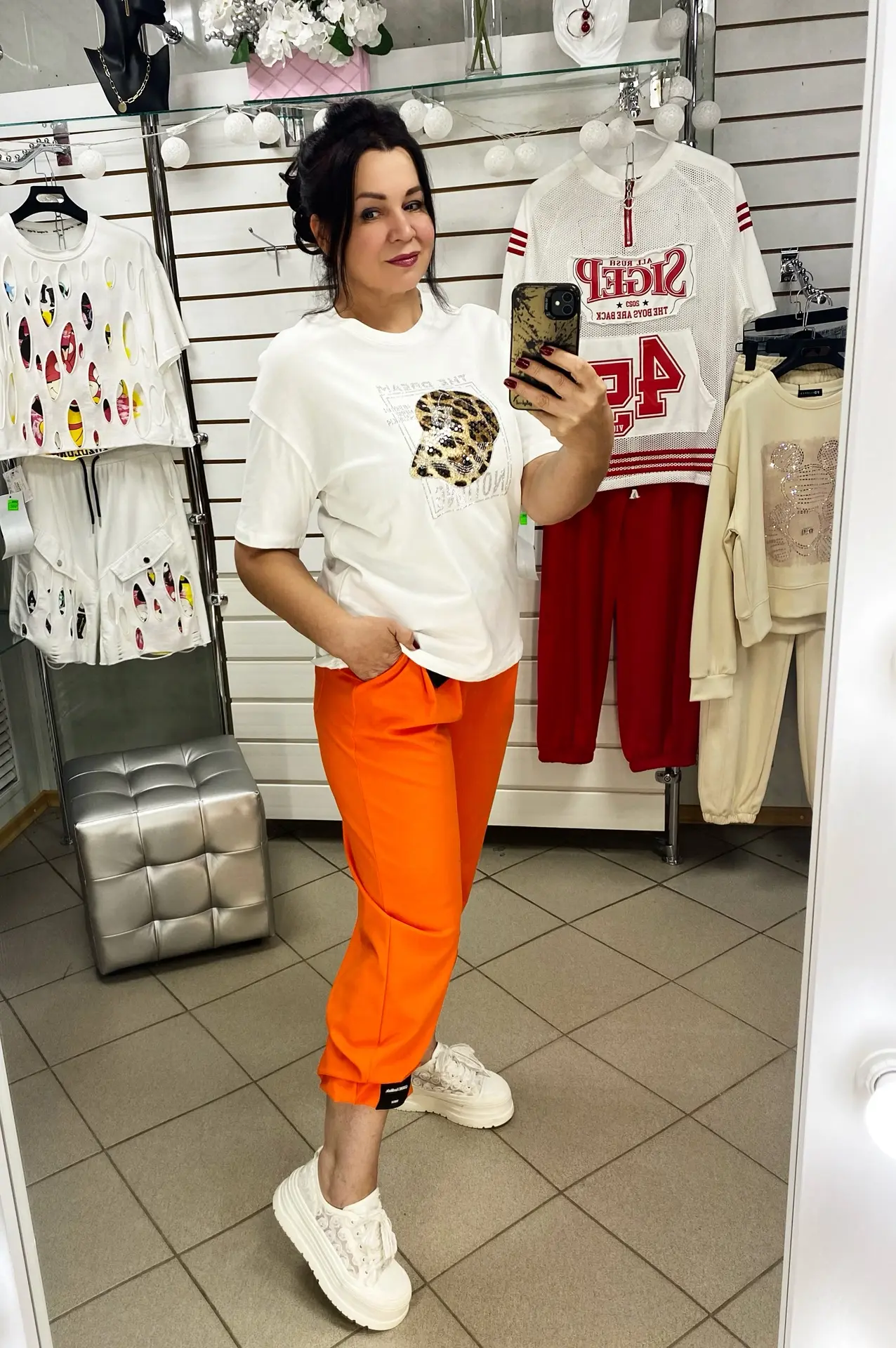 Стильные джоггеры тёплого апельсинового оттенка🍊 — для тех, кто хочет выглядеть ярко б...