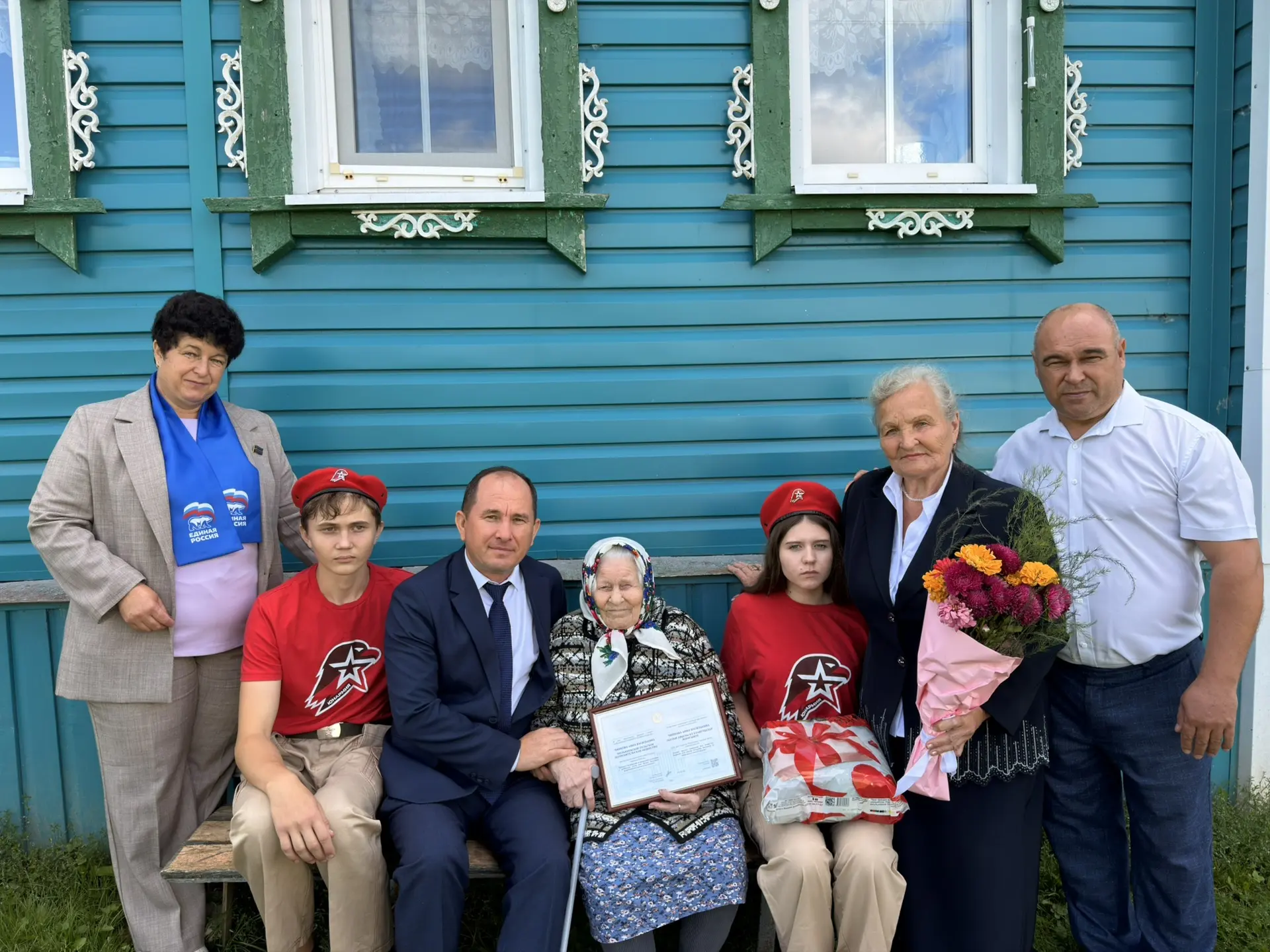 Сегодня юнармейцы отряда имени Героя Советского Союза Андрея Евдокимовича Кошкина приня...