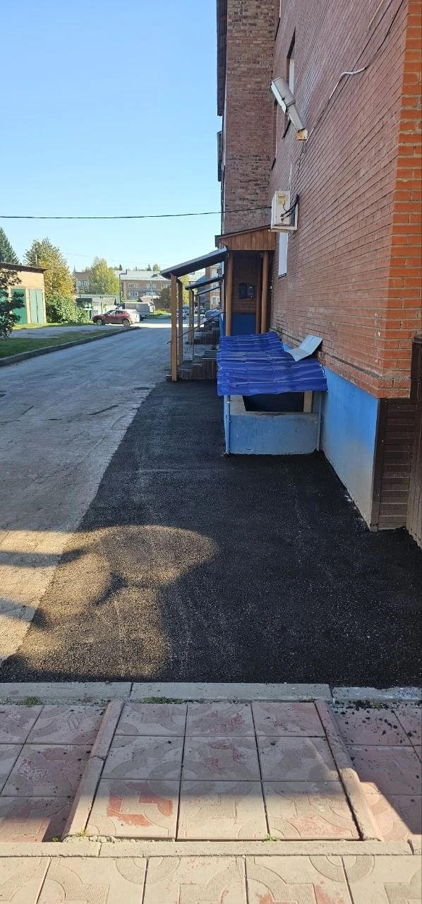 В МКД N18 по улице Коммунистическая, провели следующие виды работ: