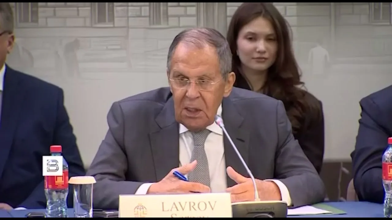 Сергей Лавров заявил, что Россия не будет останавливать боевые действия на время перего...