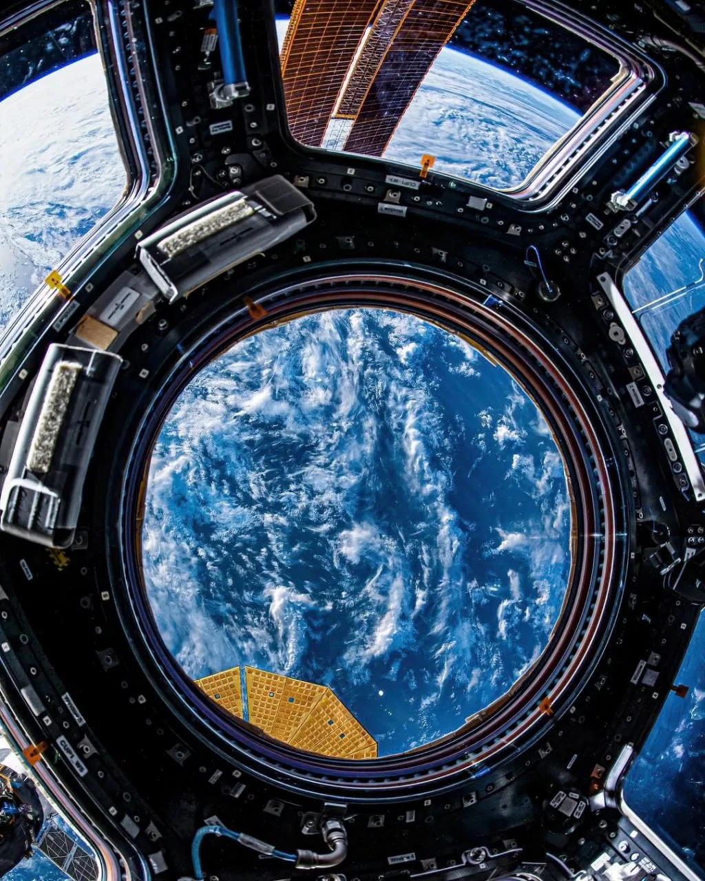 Вид из модуля Купол на МКС на нашу Землю 🌍