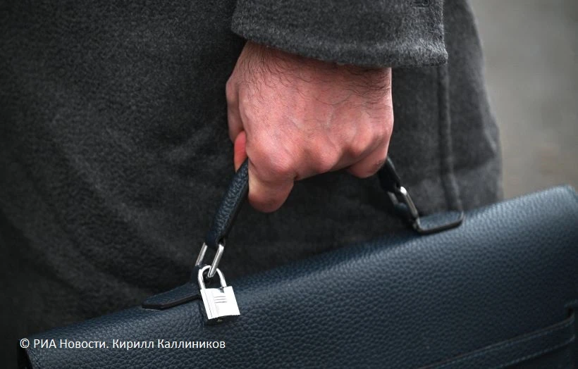 ❗Хабаровский губернатор заявил о сокращении 15% чиновников в правительстве края