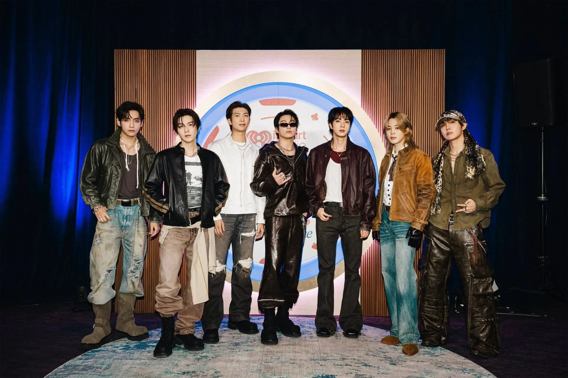 BTS отмечены наградой «People's Choice — International Artist» на 2-й Филиппинской музы...