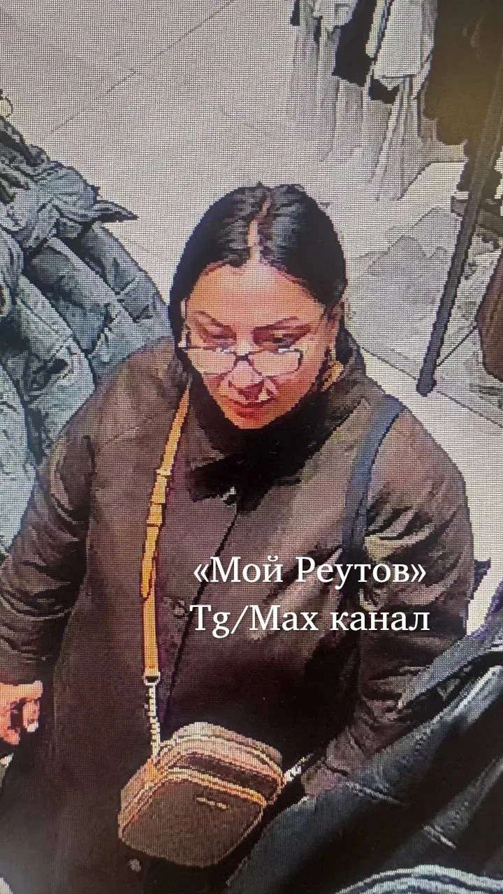 ‼️ Доброе утро! В ТЦ "Шоколад" в магазине SELА на втором этаже, двое мужчин и две женщи...