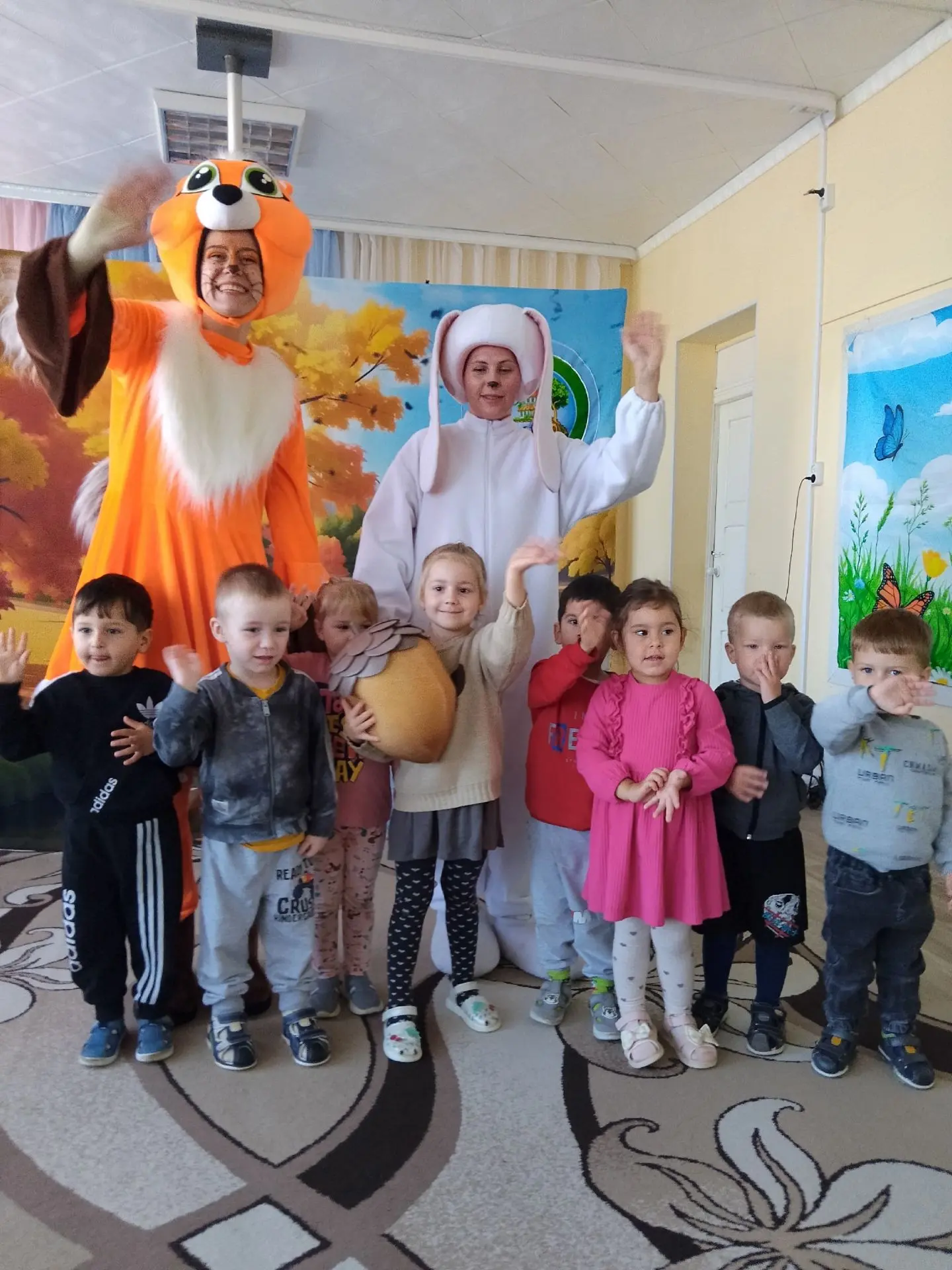 📆 У нас в гостях театральная студия с замечательным спектаклем — «Сказка о воспитанной...