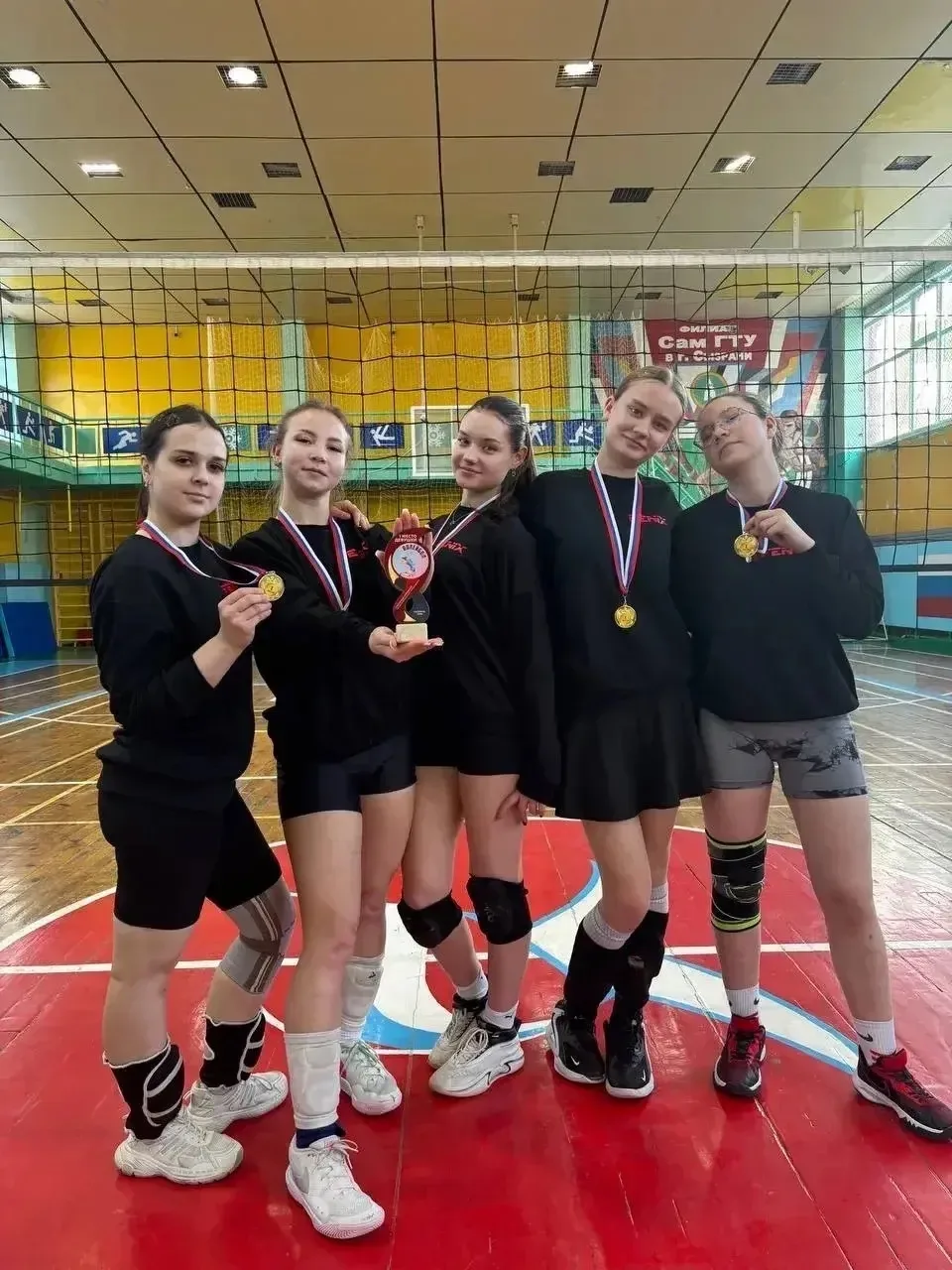 🏆ПЕРВОЕ МЕСТО!  🥇Сборная команда девушек колледжа под руководством Машина Александра Васильевича зан