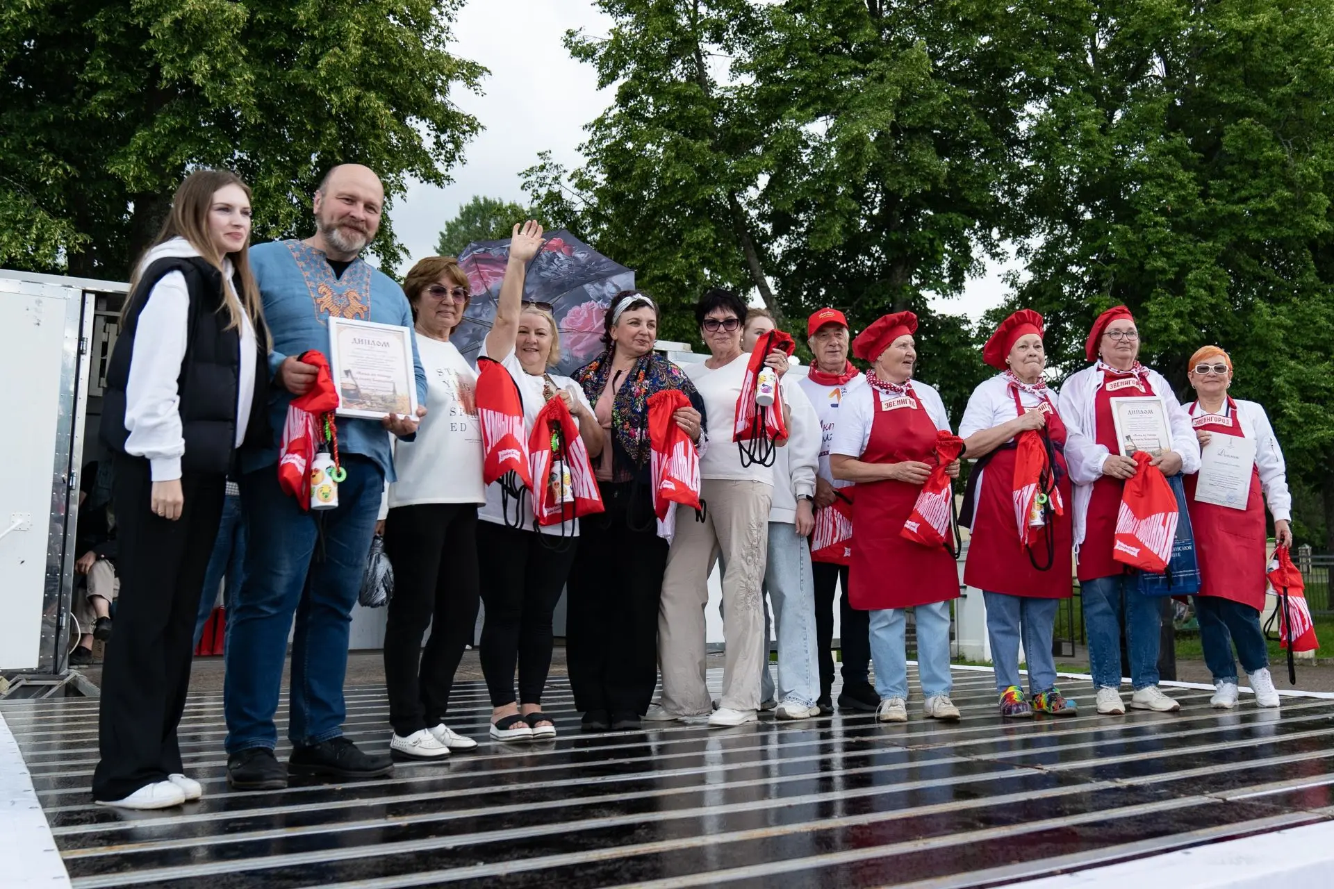 "Каша из топора на полях Бородина!"

Второй год на Бородинском поле соревновались в кулинарном масте