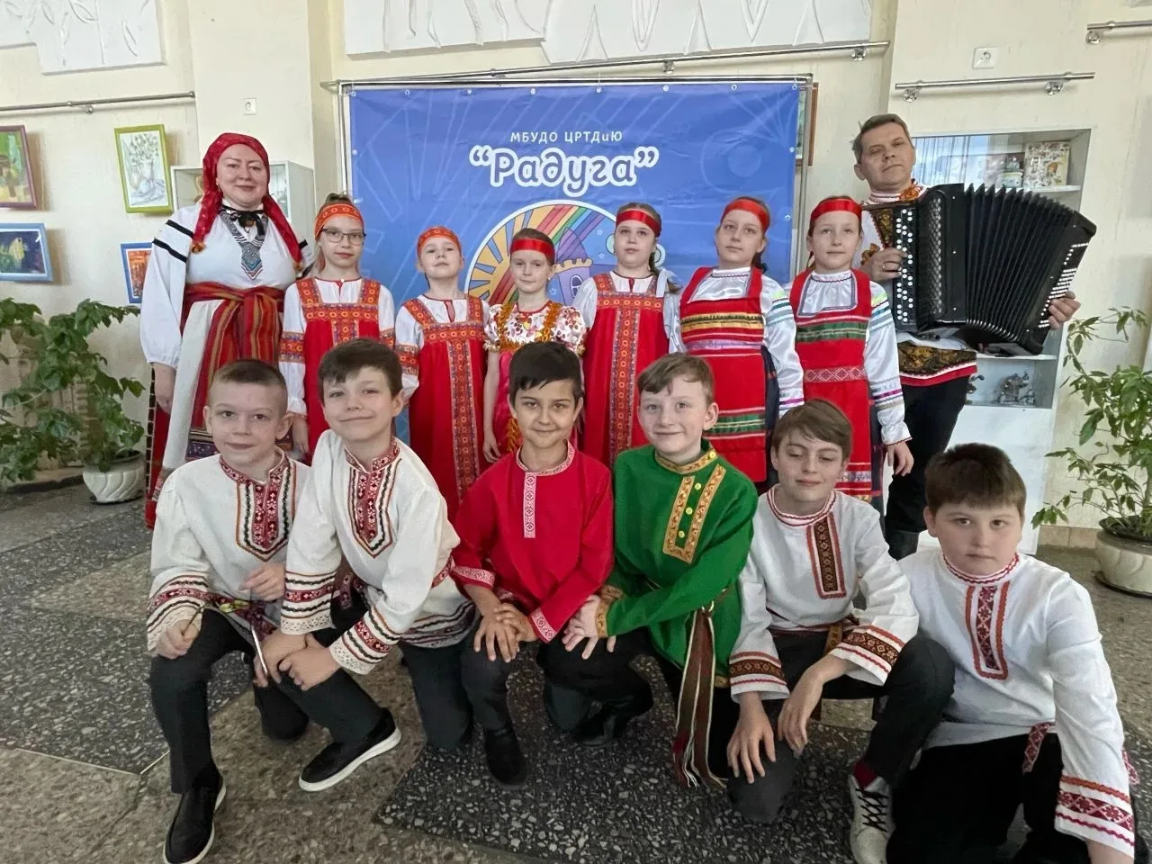 Фольклорный ансамбль "Жаворонушки" занял  1 место🥇в Областном фестивале-конкурсе русской народной и 