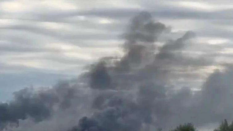 ⚡ На складе Ozon в Саратове вспыхнул пожар после атаки БПЛА