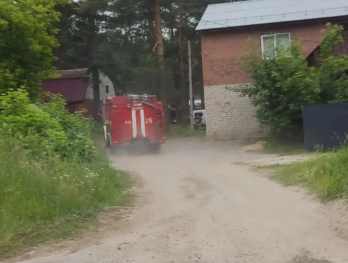 Сгорел гараж в мкр. Затон