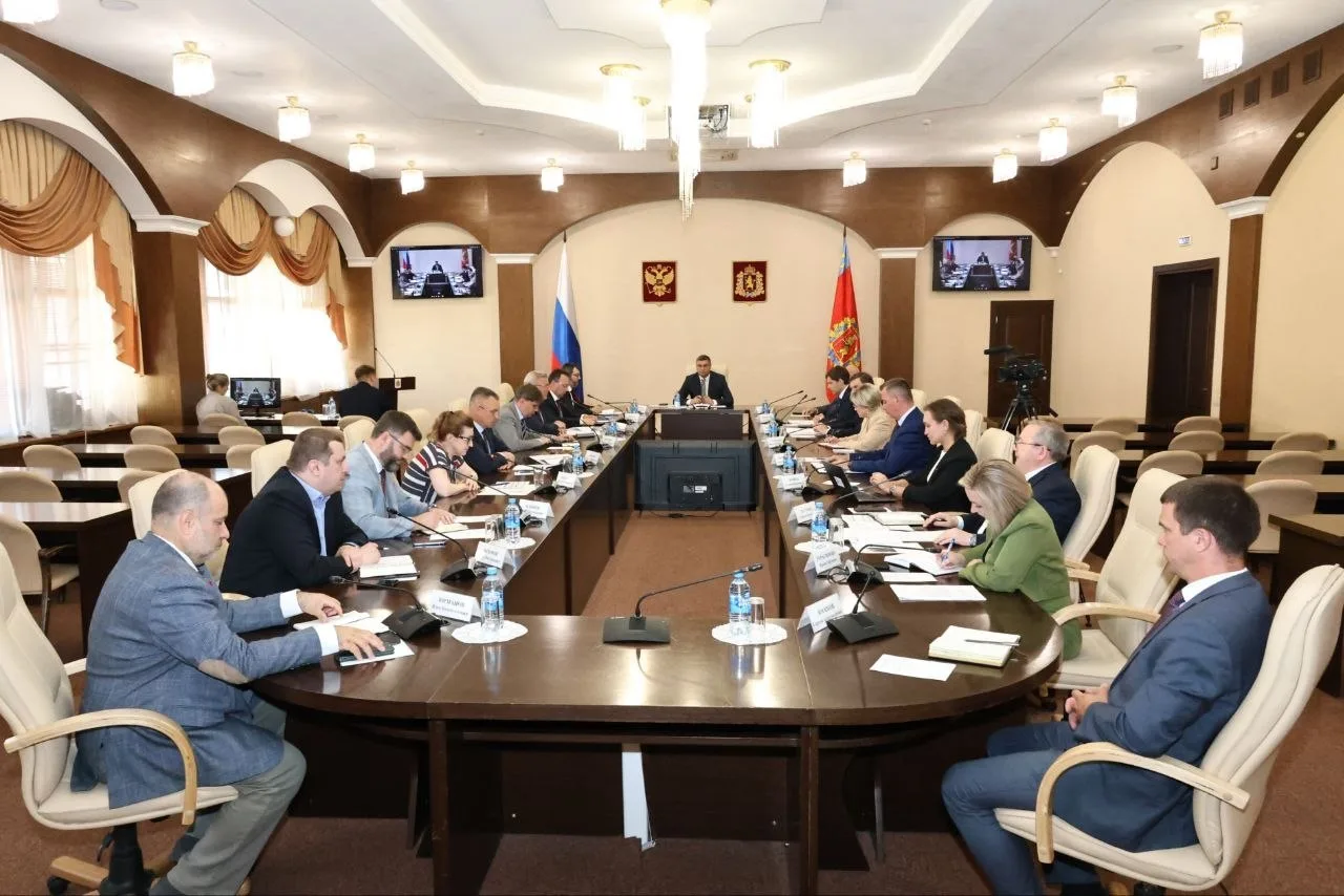 Власти Владимирской области призвали сократить поездки на машинах и «приобретать бензин...
