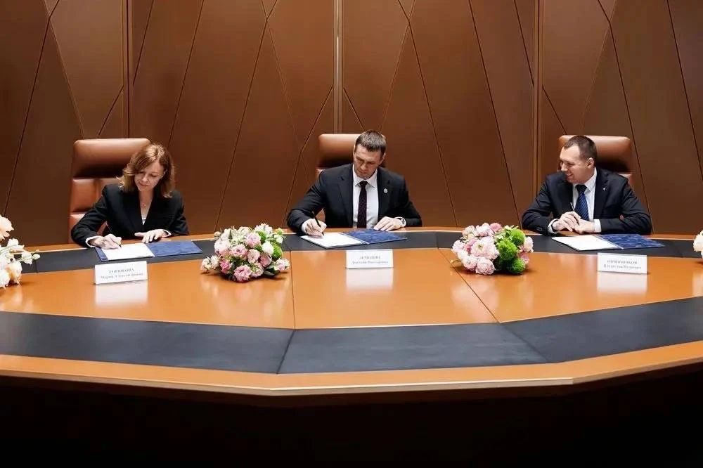 🤝 ВЭФ-2026: Демешин договорился о новом МРТ для Амурска