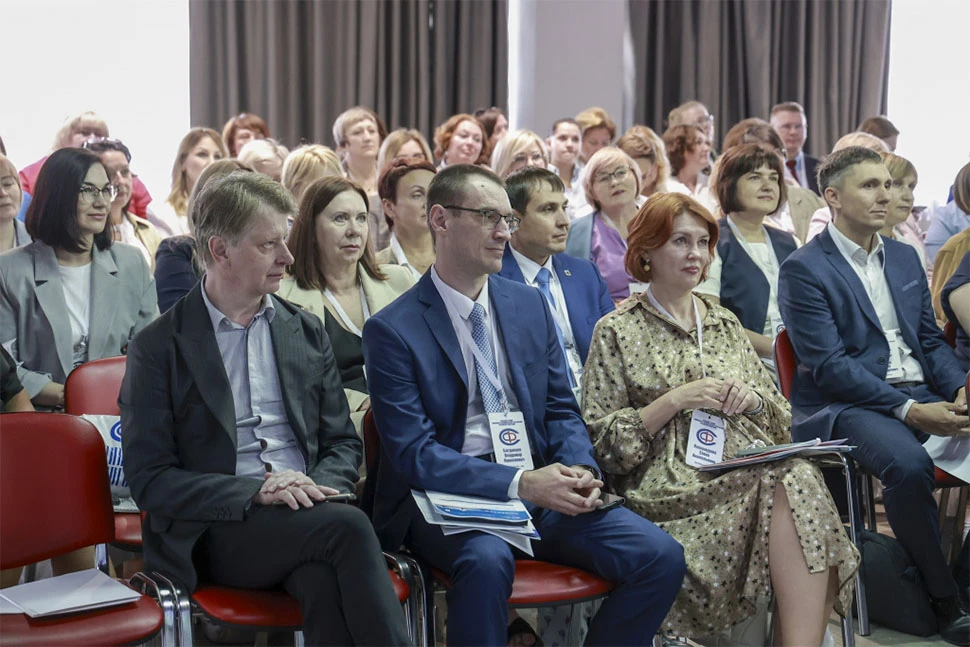 В Пскове проходит расширенное заседание Совета Союза Финансистов России





С 4 по 6 июня 2026 года
