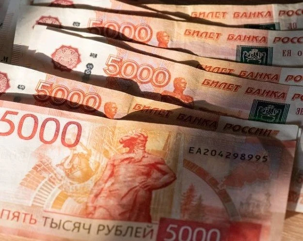 💵Жители Самарской области считают, что достойный МРОТ должен составлять 54 800 рублей.